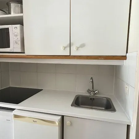 Confort 2 Pieces Avec Terrasse, Piscine Et Parking - Fr-1-504-673 Saint-Raphael (Var)